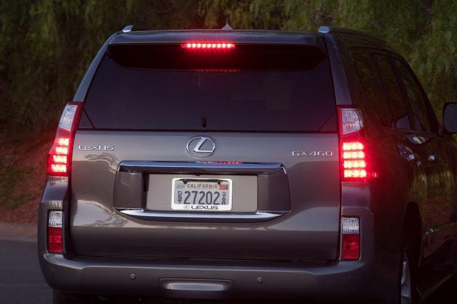  Lexus GX460 2010 года  (фото 32 из 153)